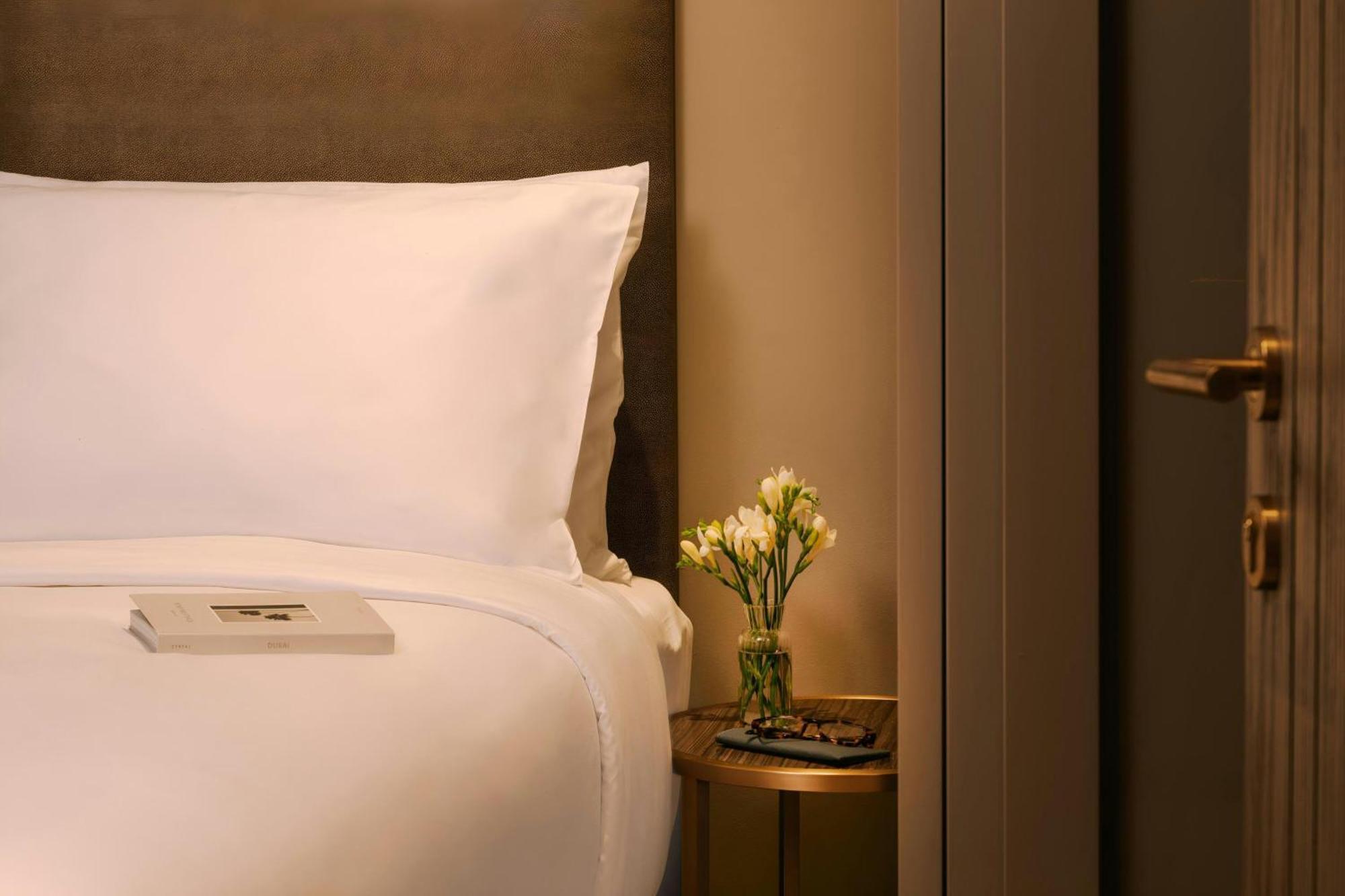 Sonder By Marriott Bonvoy Business Bay Apartments Dubái Exterior foto